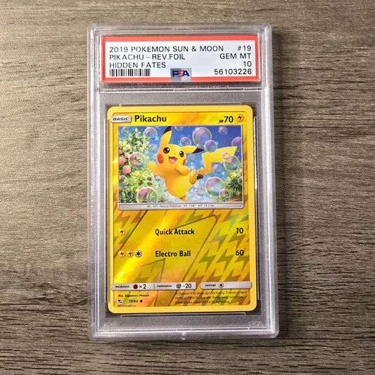 Pikachu #19 Reverse PSA 10
